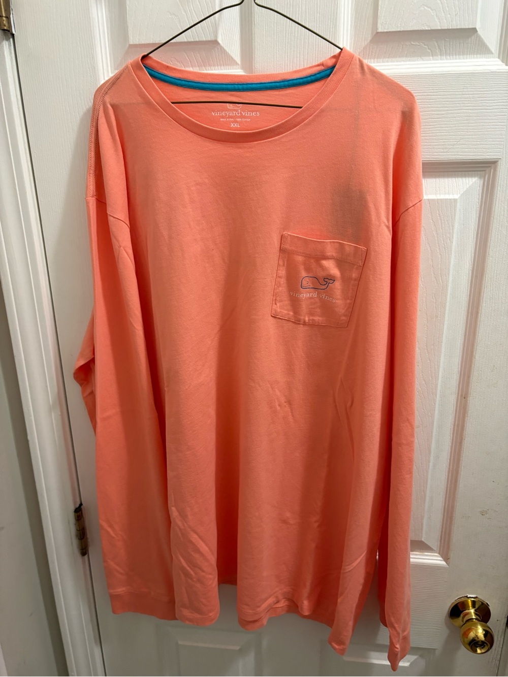 Vineyard Vines Men’s Coral Pocket Long-Sleeve Tee